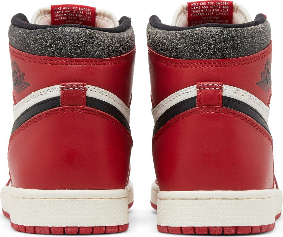 Air Jordan 1 Retro High OG 'Chicago Lost & Found' DZ5485-612